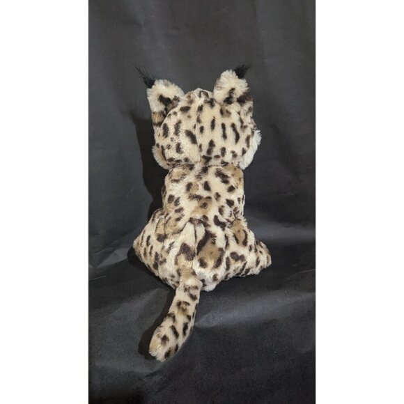Walmart  Bobcat realistic plush Stuffed Animal Toy - Picture 4 of 7